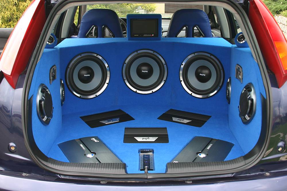 Make your car look amazing with a high-quality car audio system!